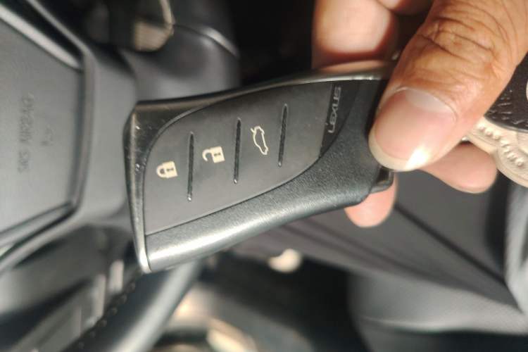 Used Lexus ES 2020 200 Excellence Edition Vehicle Key
