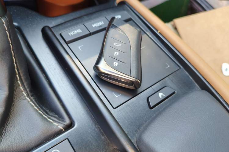 Used Lexus ES 2020 200 Excellence Edition Vehicle Key