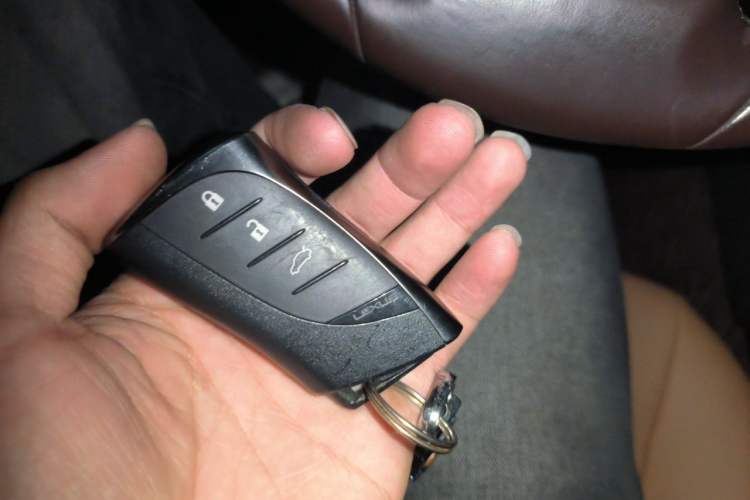 Used Lexus ES 2020 200 Excellence Edition Vehicle Key