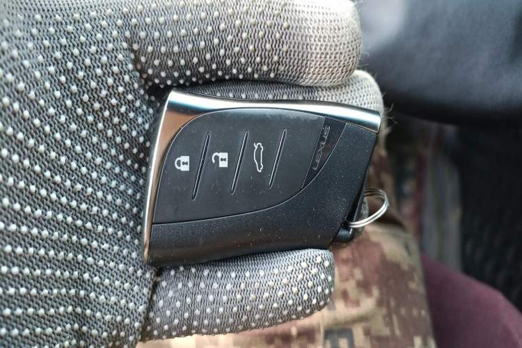 Used Lexus ES 2020 260 F SPORT Vehicle Key