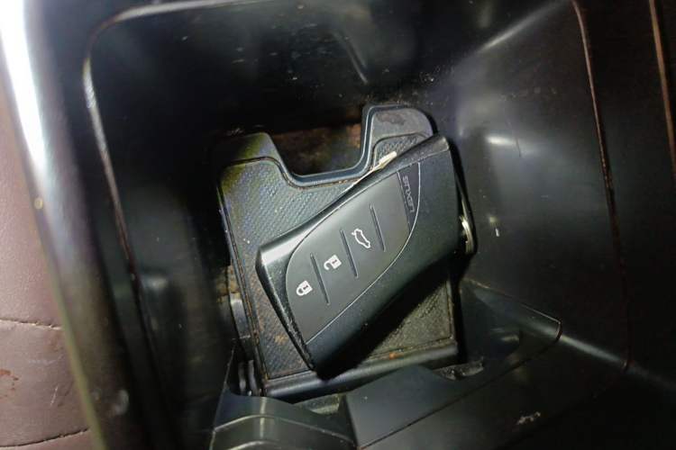 Used Lexus ES 2020 200 Excellence Edition Vehicle Key