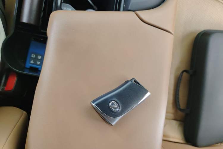 Used Lexus ES 2020 200 Excellence Edition Vehicle Key