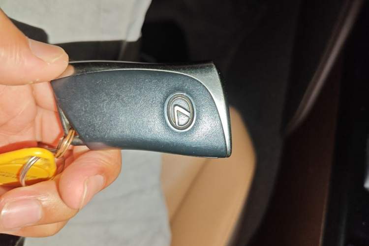 Used Lexus ES 2020 260 Excellence Edition Vehicle Key