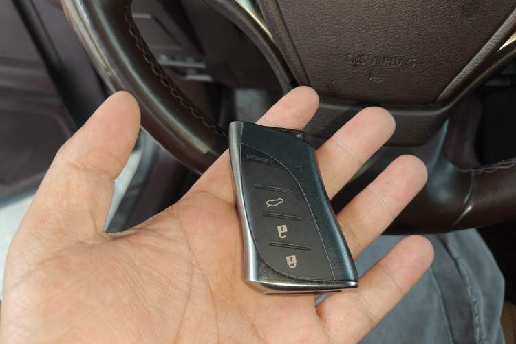 Used Lexus ES 2020 260 Excellence Edition Vehicle Key