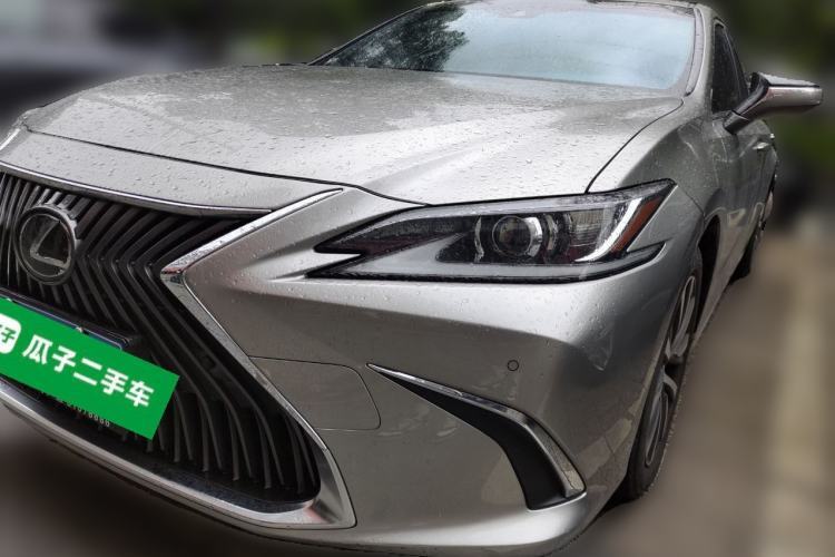 Used Lexus ES 2020 200 Excellence Edition Guazi used car, China used car export, Used car for sale, Used cars, Cheapest cars for sale