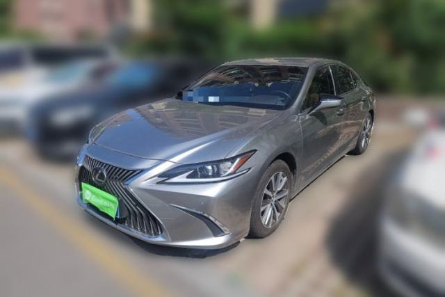 Lexus ES 2020 200 Excellence Edition usado
