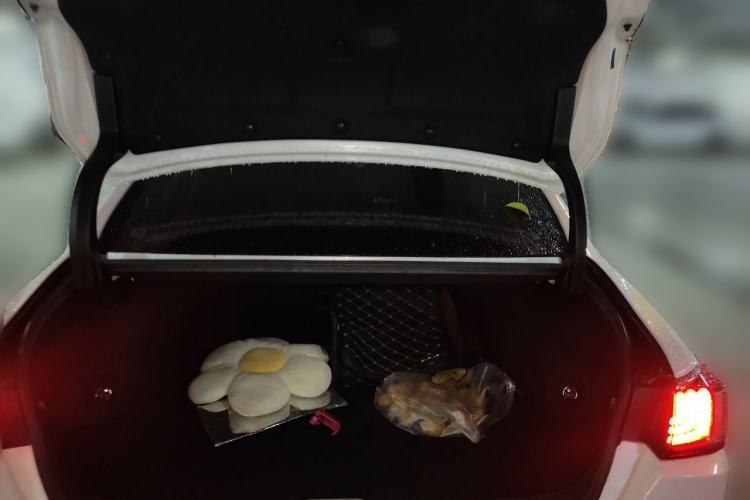 Used Lexus ES 2020 200 Excellence Edition Trunk