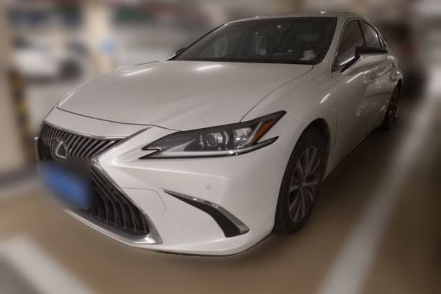 Used Lexus ES 2020 200 Excellence Edition