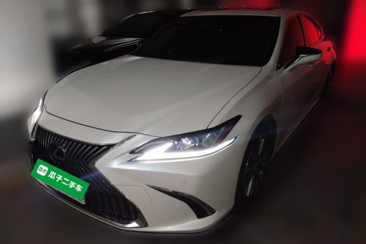 Used Lexus ES 2020 200 Excellence Edition Guazi used car, China used car export, Used car for sale, Used cars, Cheapest cars for sale