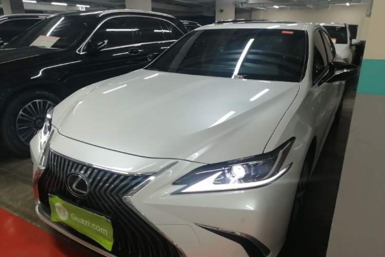 Used Lexus ES 2020 200 Excellence Edition Guazi used car, China used car export, Used car for sale, Used  cars, Cheapest cars for sale