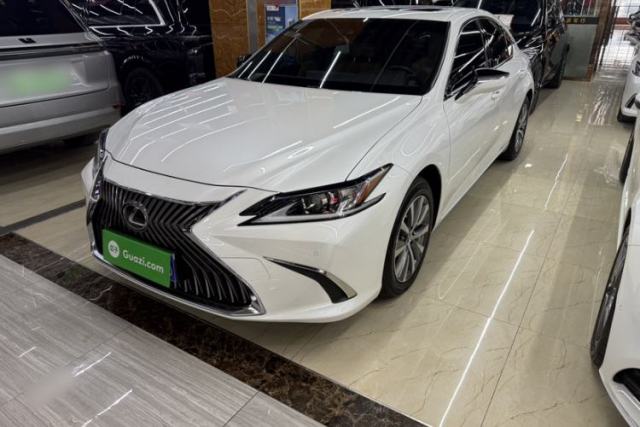 Used Lexus ES 2020 200 Excellence Edition