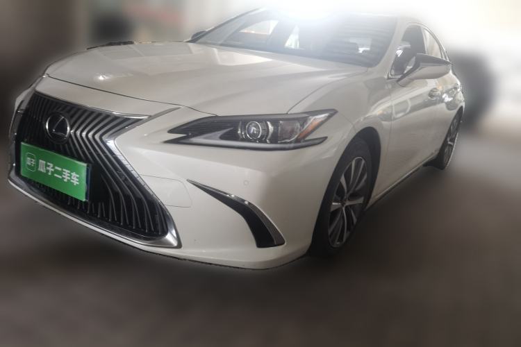 Used Lexus ES 2020 300h Premier Edition Guazi used car, China used car export, Used car for sale, Used  cars, Cheapest cars for sale