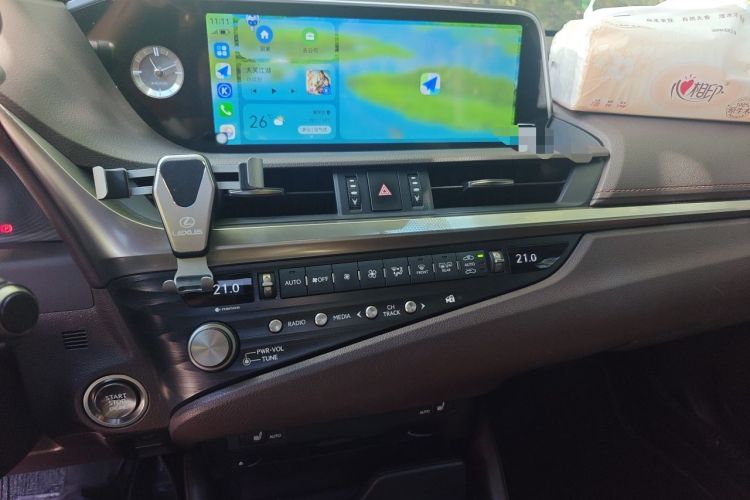 Used Lexus ES 2020 200 Excellence Edition Audio And AC Panel