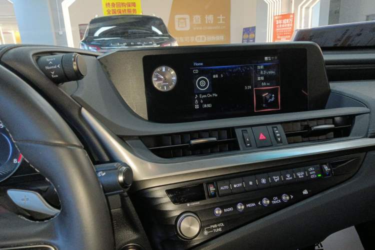 Used Lexus ES 2020 200 Excellence Edition Audio And AC Panel