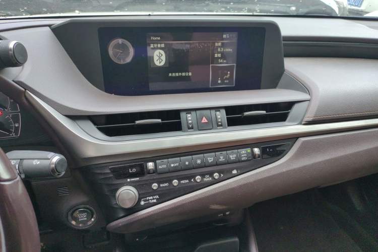 Used Lexus ES 2020 200 Excellence Edition Audio And AC Panel