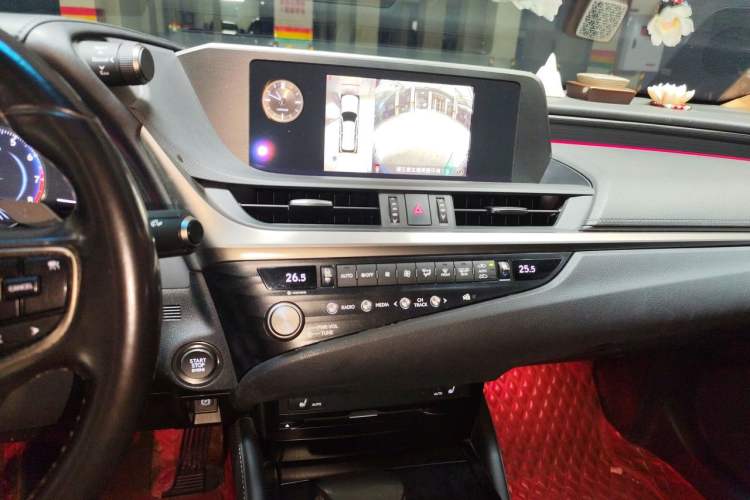 Used Lexus ES 2020 200 Excellence Edition Audio And AC Panel
