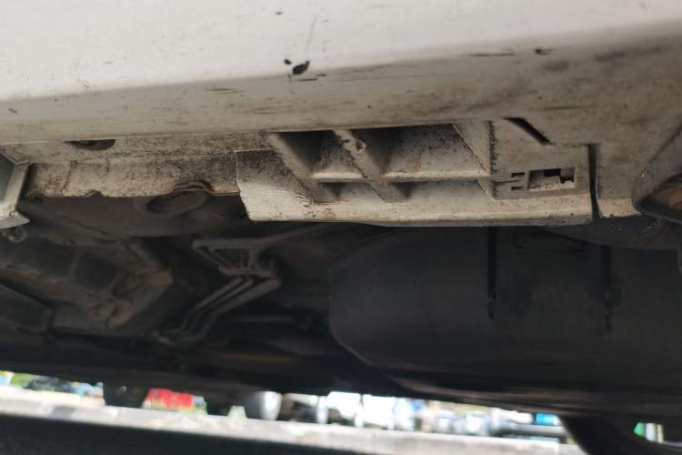 Used Lexus ES 2020 300h Premier Edition Chassis Rear Left