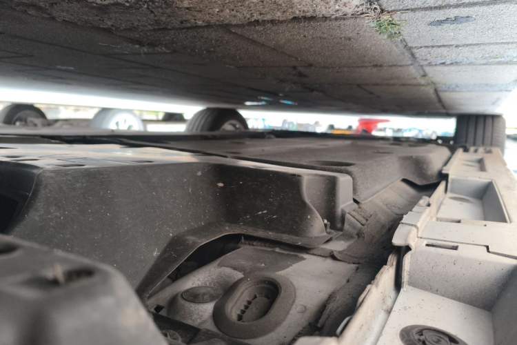 Used Lexus ES 2020 300h Premier Edition Chassis Rear Left