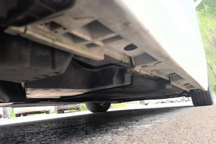 Used Lexus ES 2020 300h Premier Edition Chassis Rear Right