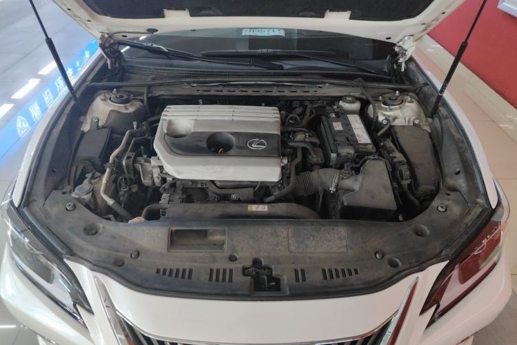 Used Lexus ES 2020 200 Excellence Edition Engine Bay