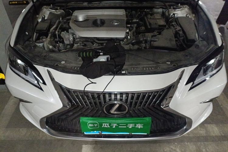 Used Lexus ES 2020 200 Excellence Edition Engine Bay