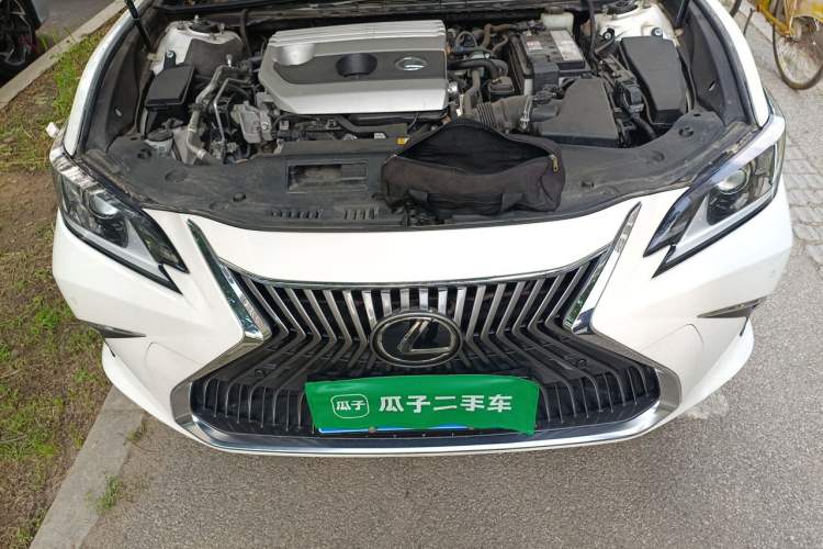Used Lexus ES 2020 200 Excellence Edition Engine Bay