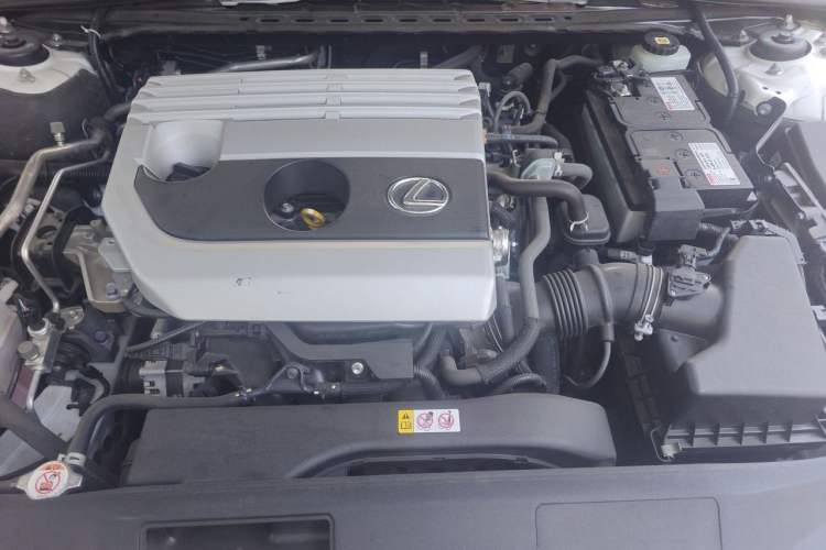 Used Lexus ES 2020 200 Excellence Edition Engine Bay