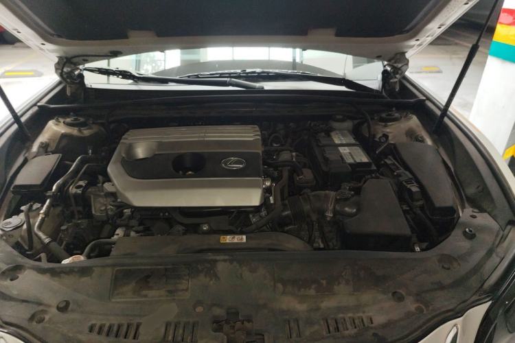 Used Lexus ES 2020 200 Excellence Edition Engine Bay