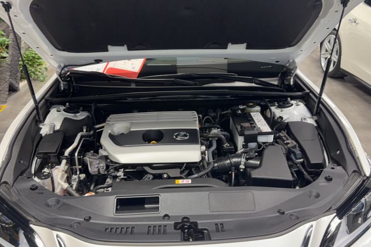 Used Lexus ES 2020 200 Excellence Edition Engine Bay
