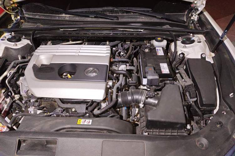 Used Lexus ES 2020 200 Luxury Edition Engine Bay Left