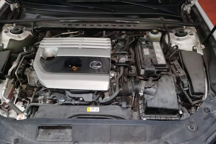 Used Lexus ES 2020 200 Excellence Edition Engine Bay Left