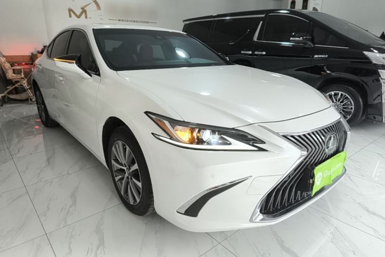Used Lexus ES 2020 200 Excellence Edition Exterior 1