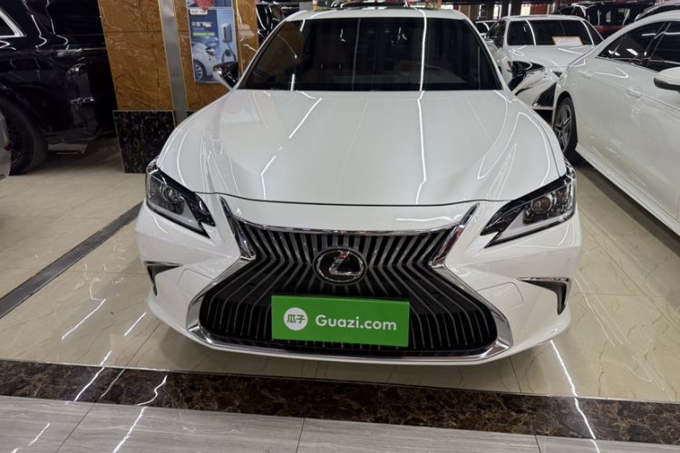 Used Lexus ES 2020 200 Excellence Edition Exterior 1