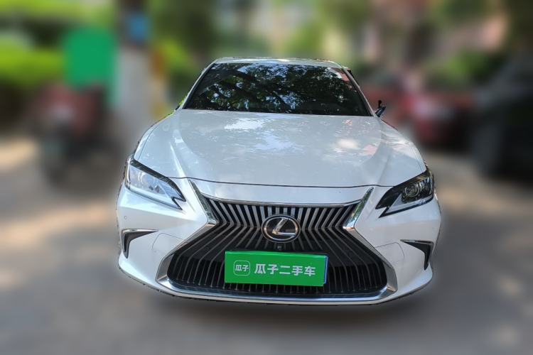 Used Lexus ES 2020 200 Excellence Edition Exterior 1