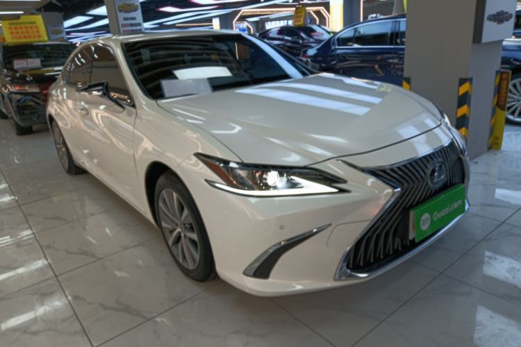 Used Lexus ES 2020 200 Excellence Edition Exterior 1