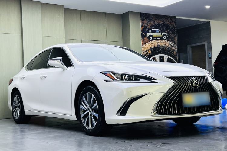 Used Lexus ES 2020 200 Excellence Edition Exterior 1