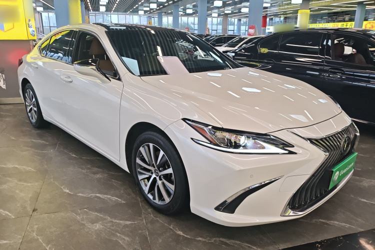 Used Lexus ES 2020 200 Excellence Edition Exterior 1