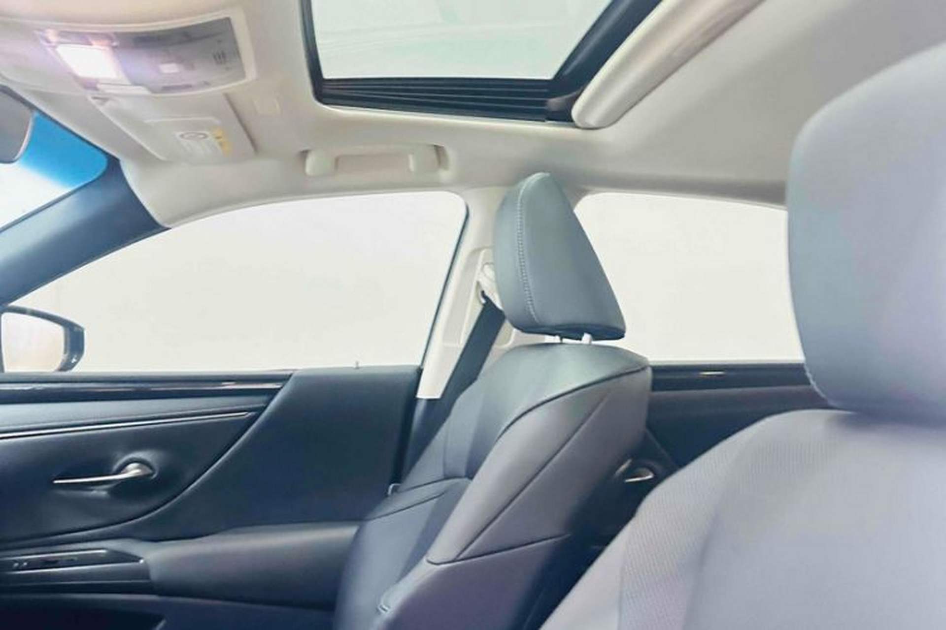 Used Lexus ES 2020 200 Excellence Edition Exterior 10