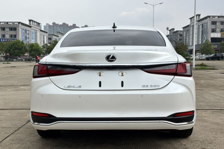 Used Lexus ES 2020 260 Excellence Edition Exterior 3