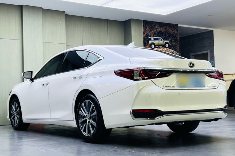 Used Lexus ES 2020 200 Excellence Edition Exterior 3