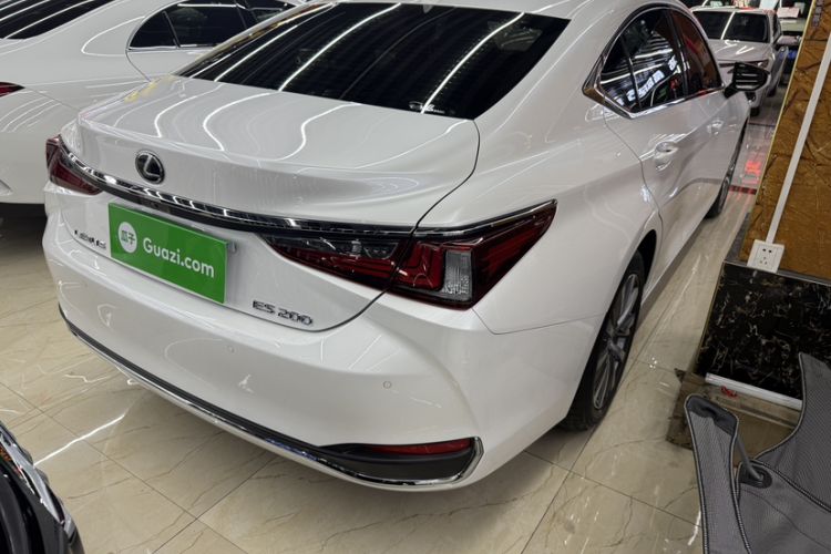 Used Lexus ES 2020 200 Excellence Edition Exterior 4