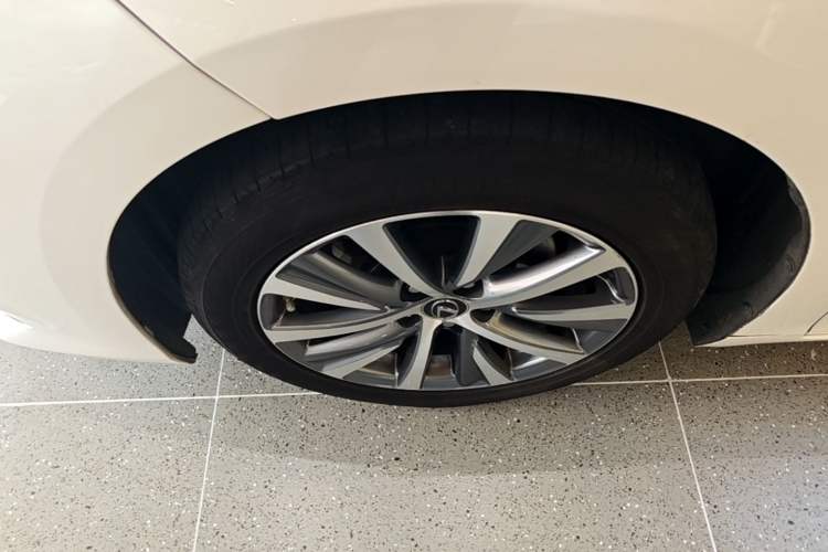 Used Lexus ES 2020 200 Excellence Edition Exterior 4