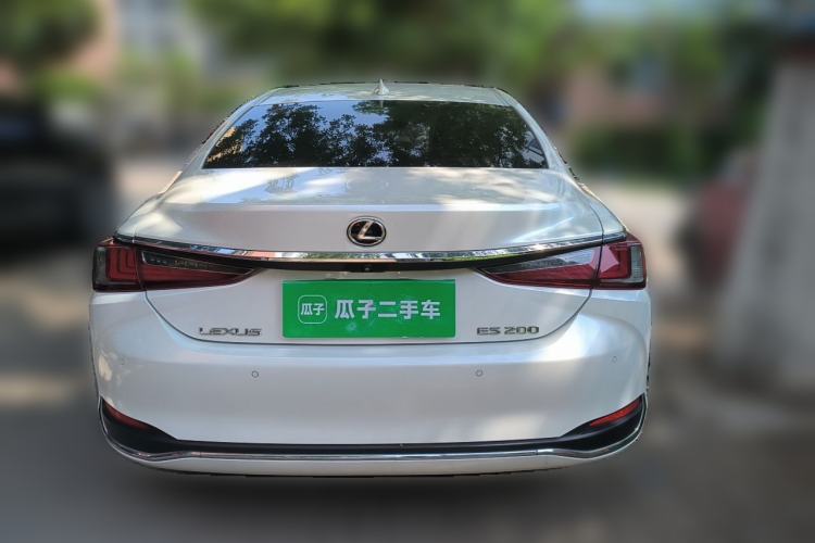 Used Lexus ES 2020 200 Excellence Edition Exterior 4