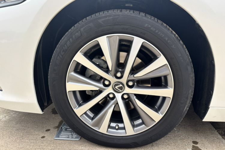 Used Lexus ES 2020 260 Excellence Edition Exterior 4