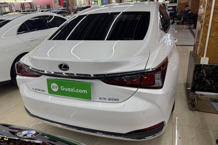 Used Lexus ES 2020 200 Excellence Edition Exterior 5