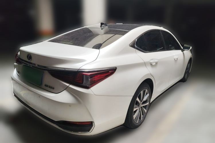 Used Lexus ES 2020 200 Excellence Edition Exterior 5