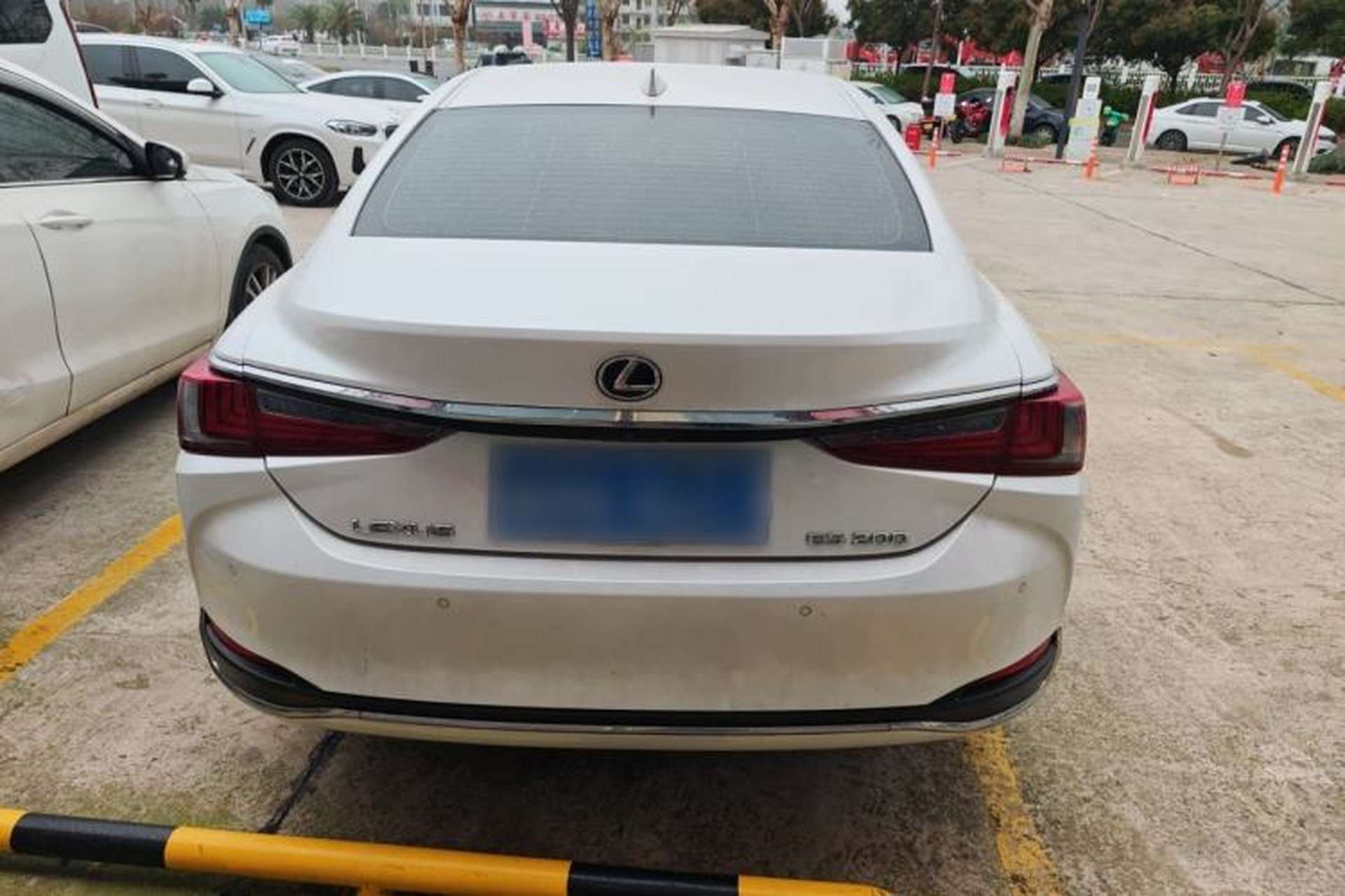 Used Lexus ES 2020 200 Excellence Edition Exterior 5