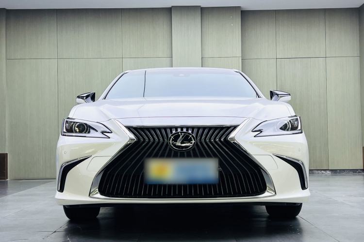 Used Lexus ES 2020 200 Excellence Edition Exterior 5