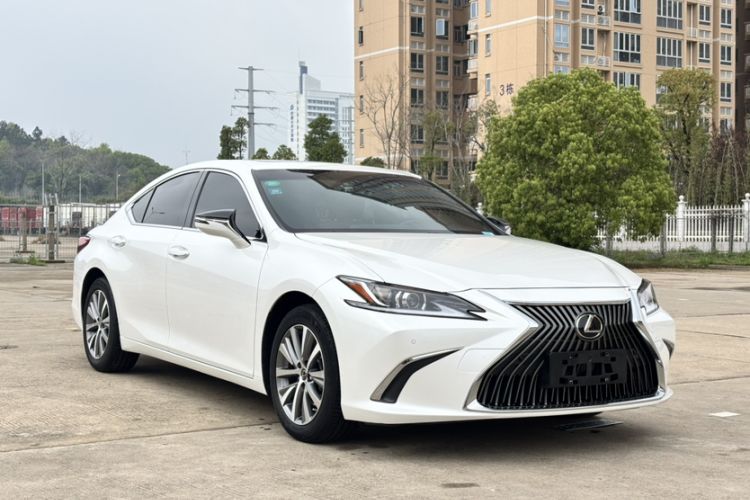 Used Lexus ES 2020 260 Excellence Edition Exterior 6