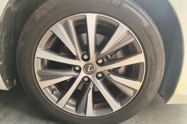Used Lexus ES 2020 200 Excellence Edition Exterior 7